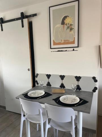 Studio A 15 Mn De Toulouse A Castelginest Exterior photo